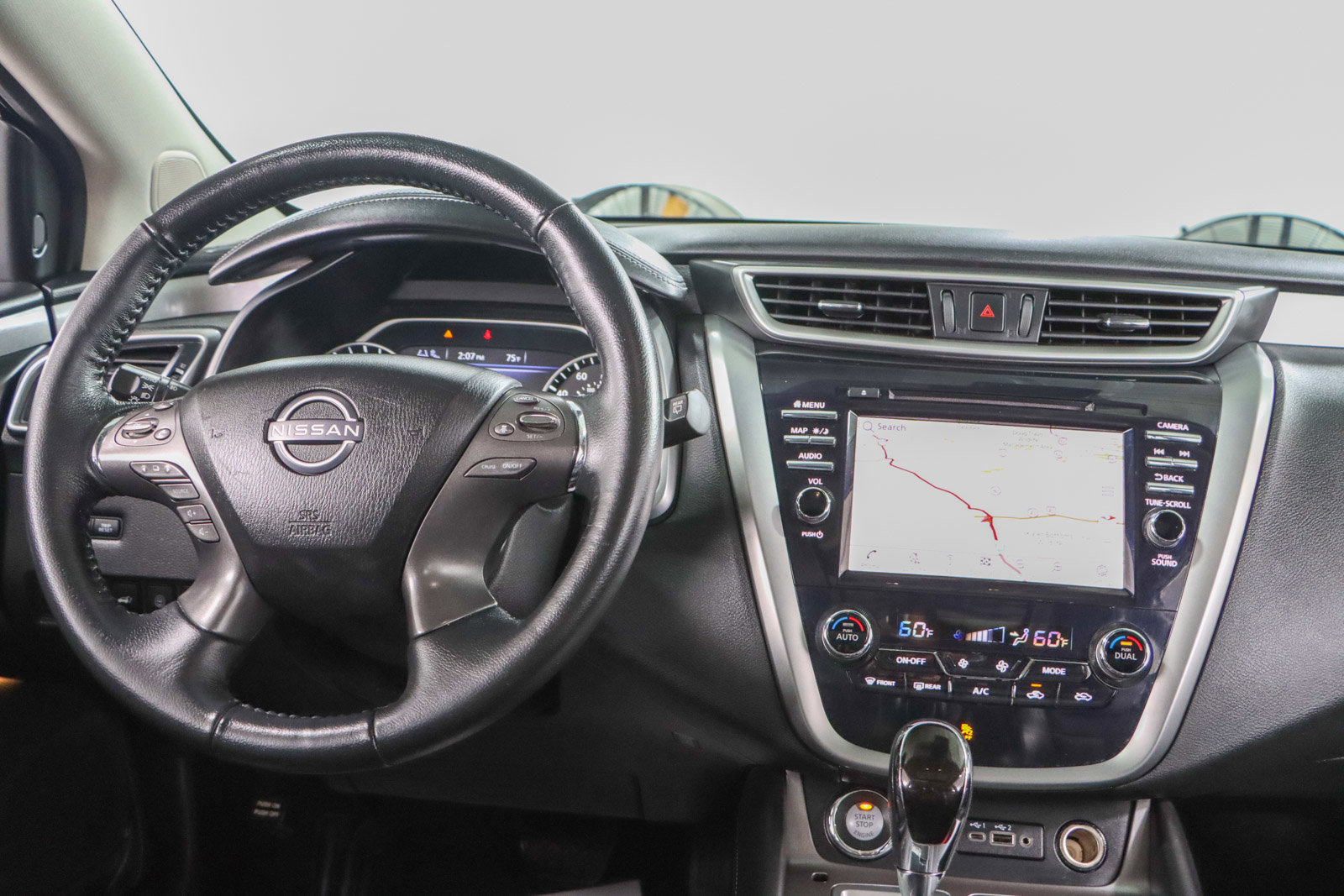 Used 2023 Nissan Murano SL w/ SL Moonroof Package image 17