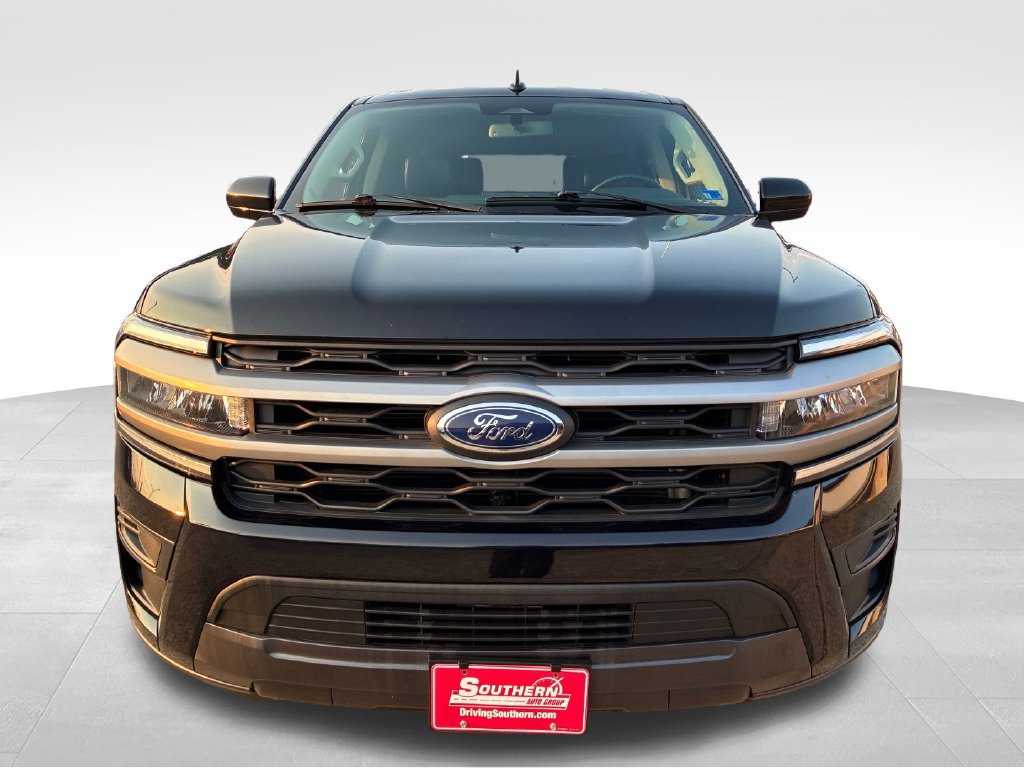 Used 2024 Ford Expedition XLT AWD/4WD image 10