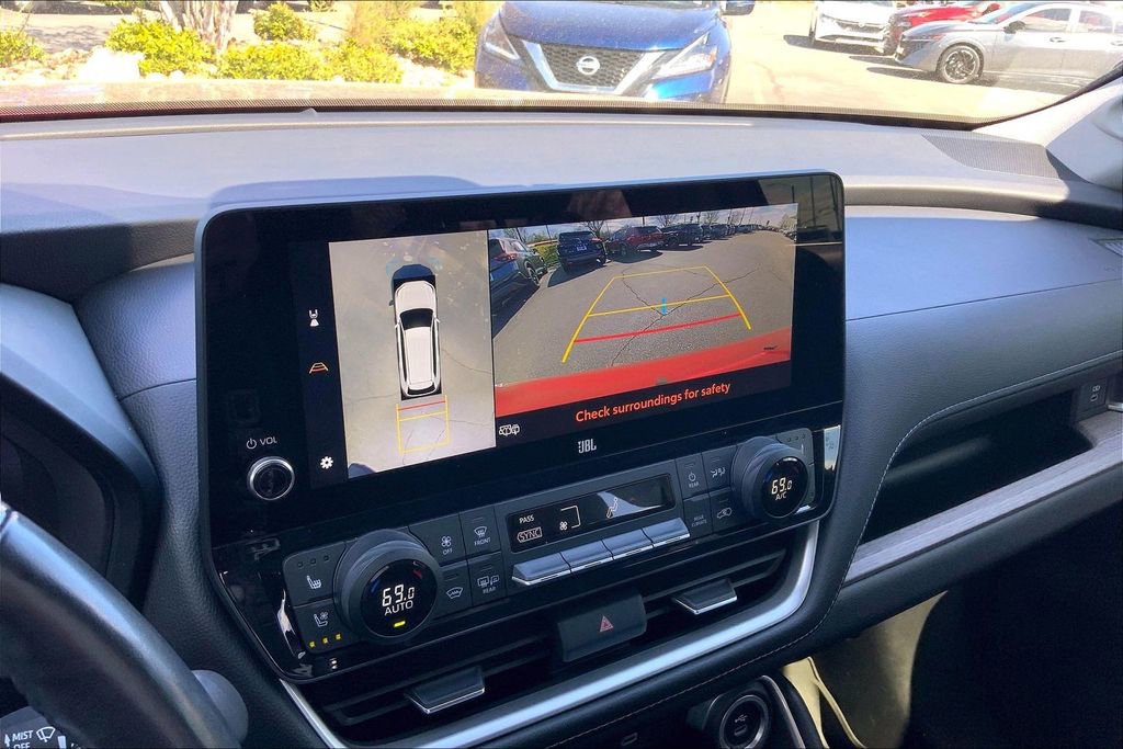 Used 2024 Toyota Grand Highlander Platinum image 11