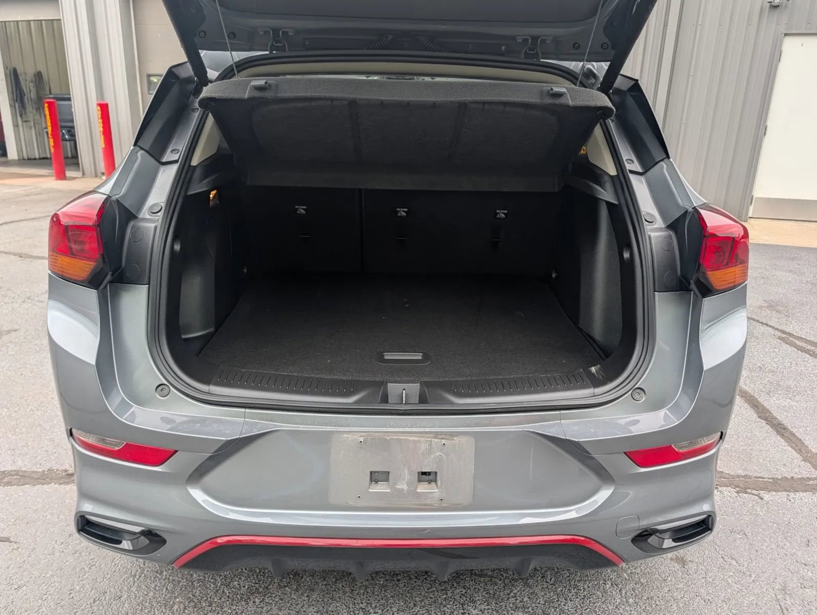 Used 2020 Buick Encore GX Essence w/ Experience Buick Package AWD/4WD image 10