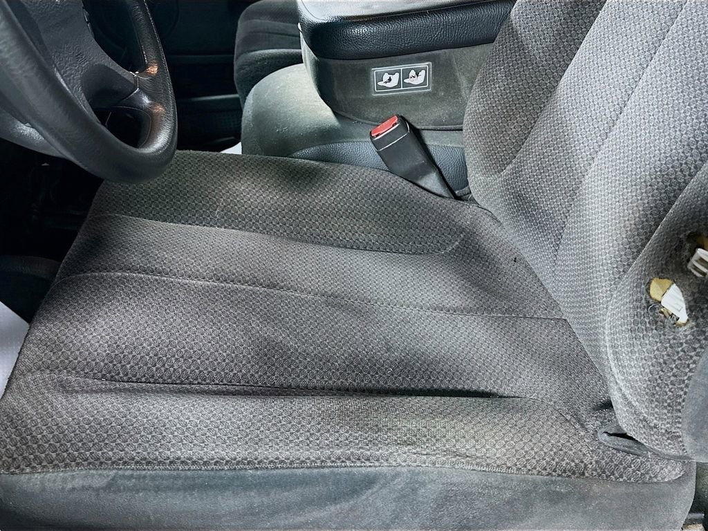 Used 2003 Dodge Ram 3500 Truck SLT image 18