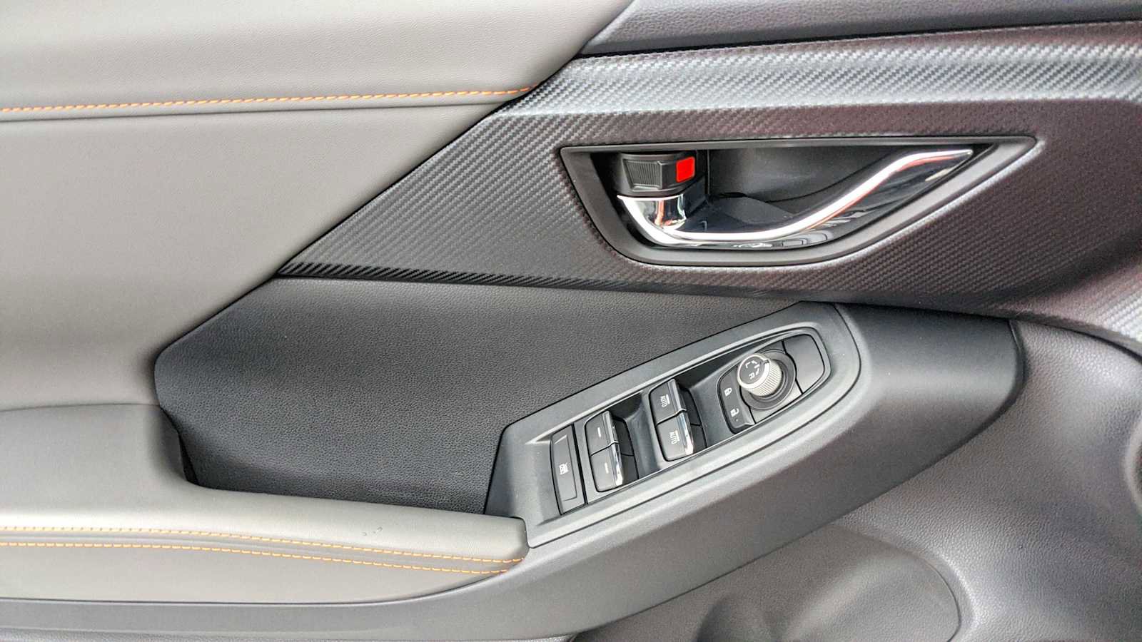 New 2026 Subaru Crosstrek 2.5i Limited w/ Crosstrek Mirror Package image 23