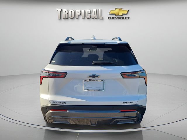 Used 2025 Chevrolet Equinox ACTIV w/ Safety and Technology Package image 4
