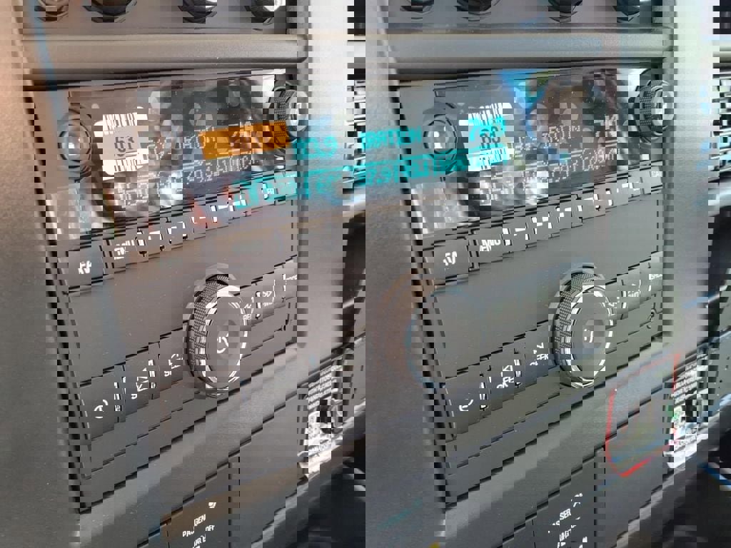 New 2026 Chevrolet Express 2500 w/ Driver Convenience Package RWD image 25