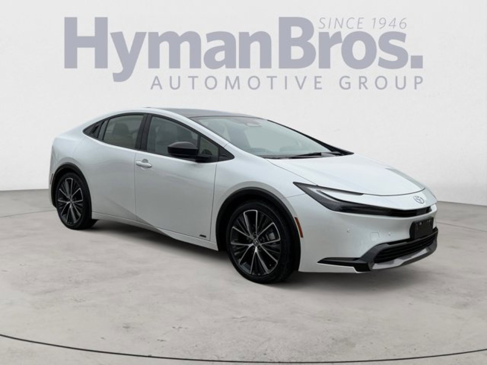 Used 2024 Toyota Prius Limited AWD/4WD image 1