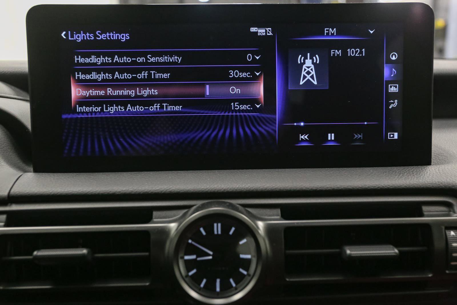 Used 2025 Lexus IS 350 F Sport w/ Navigation Package image 29