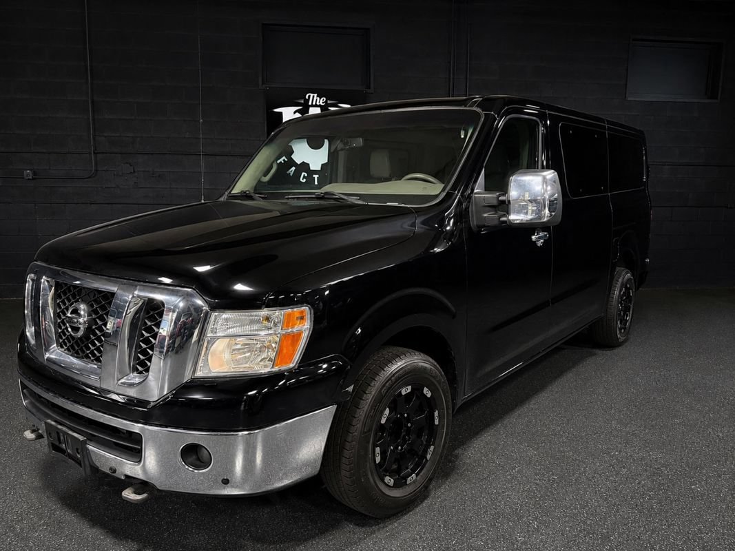 Used 2014 Nissan NV 3500 SL w/ Technology Package RWD image 1