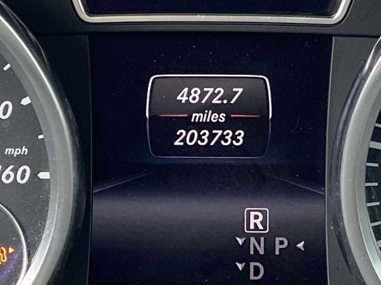 Used 2014 Mercedes-Benz ML 550 4MATIC image 24