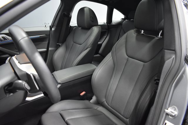 Used 2025 BMW 430i xDrive w/ Premium Package image 5