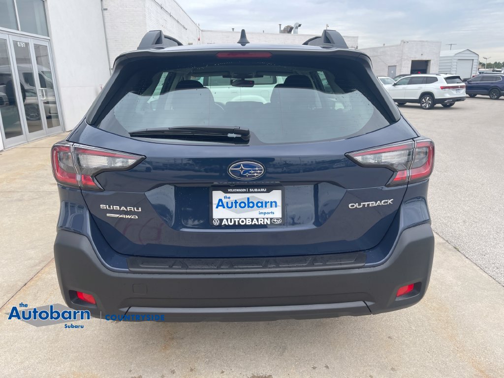 Certified 2025 Subaru Outback AWD/4WD image 4