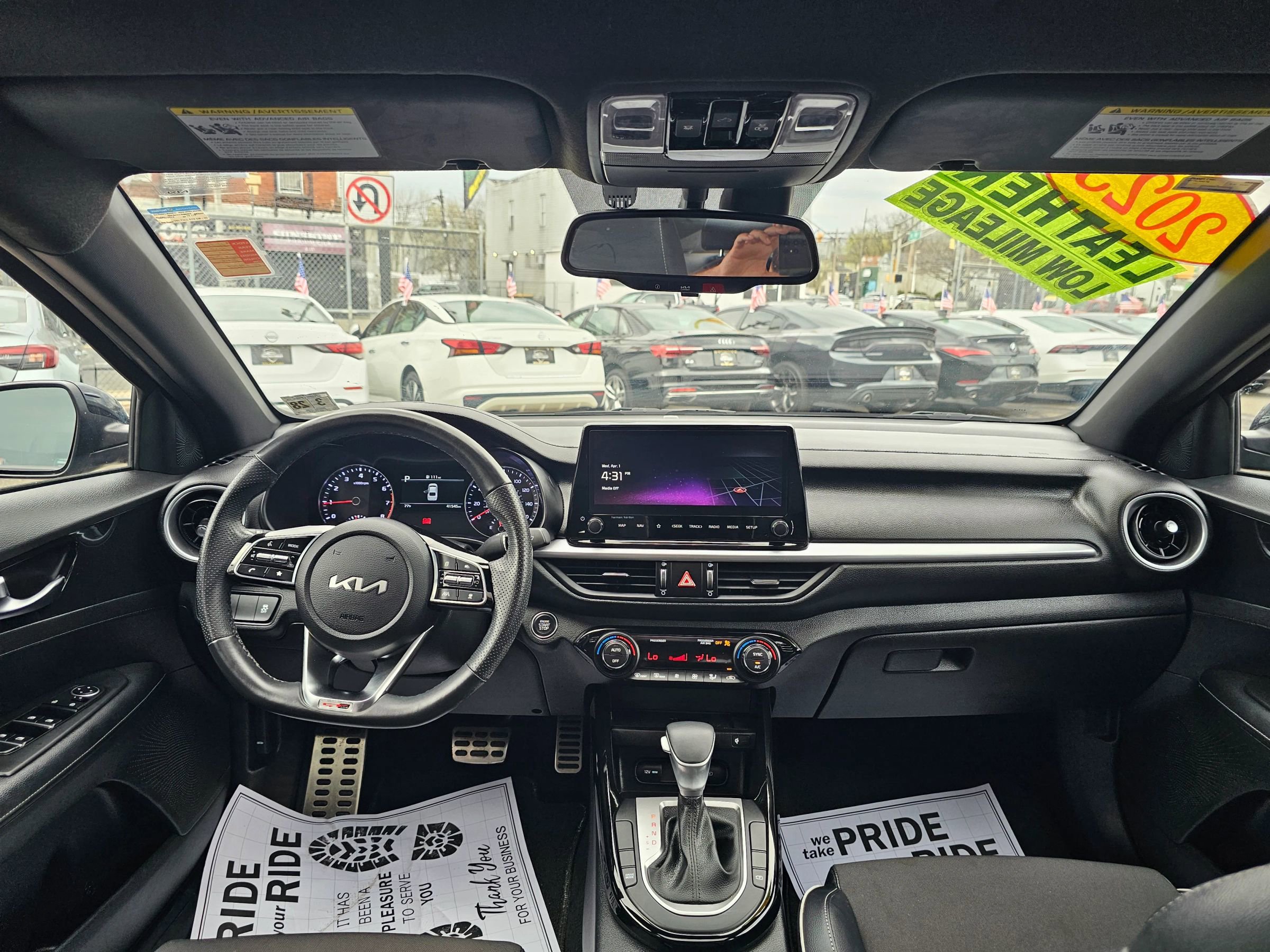 Used 2023 Kia Forte GT-Line w/ GT-Line Premium Package image 15