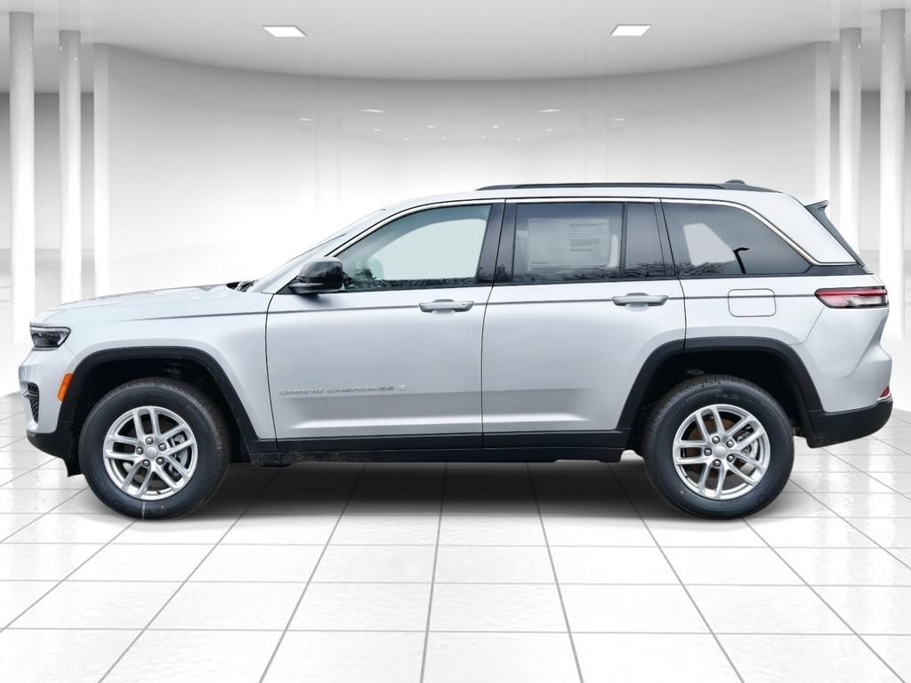 New 2026 Jeep Grand Cherokee Laredo X AWD/4WD image 6