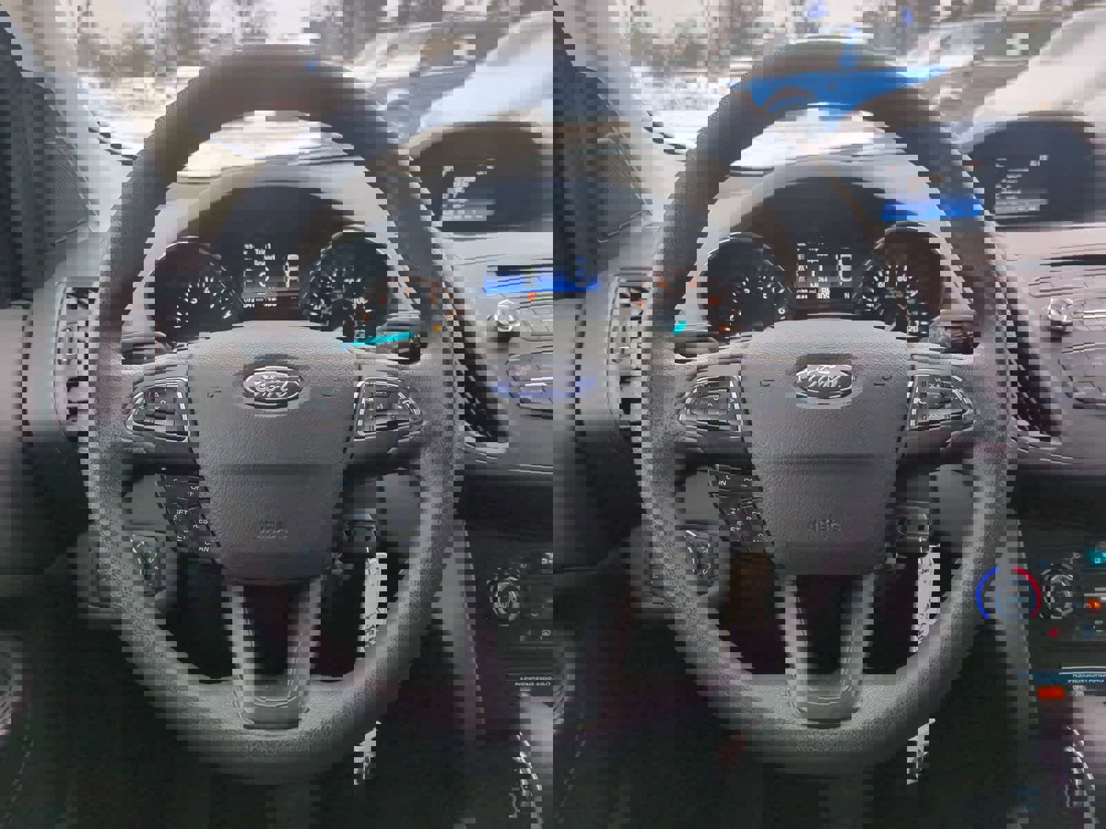 Used 2018 Ford Escape SE image 21