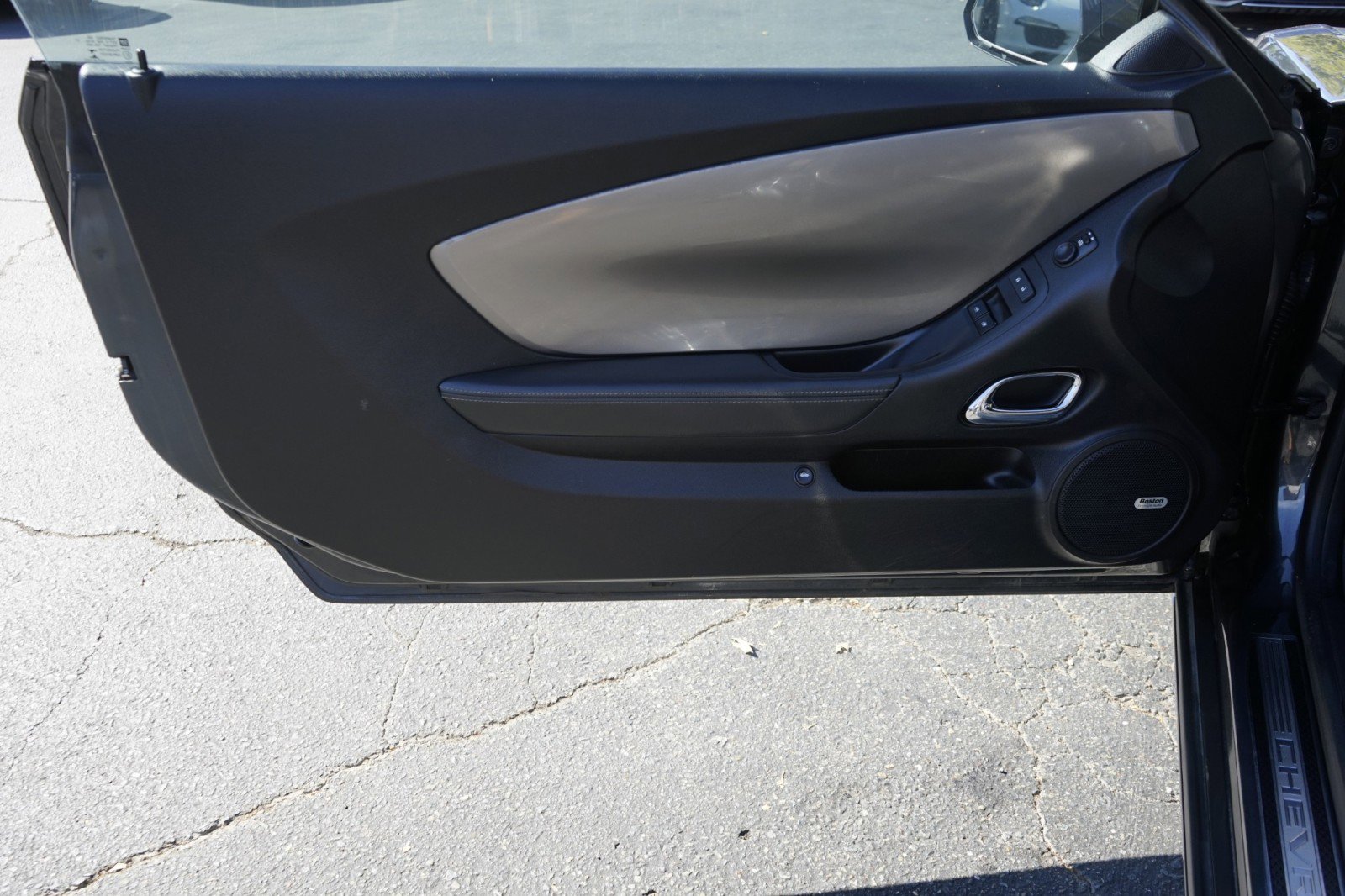 Used 2015 Chevrolet Camaro SS w/ SS Performance Package image 24