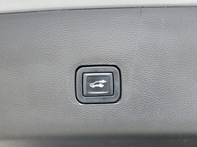 Certified 2023 Chevrolet Traverse RS FWD image 10