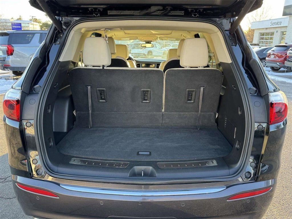 Used 2023 Buick Enclave Essence w/ Experience Buick Package image 15