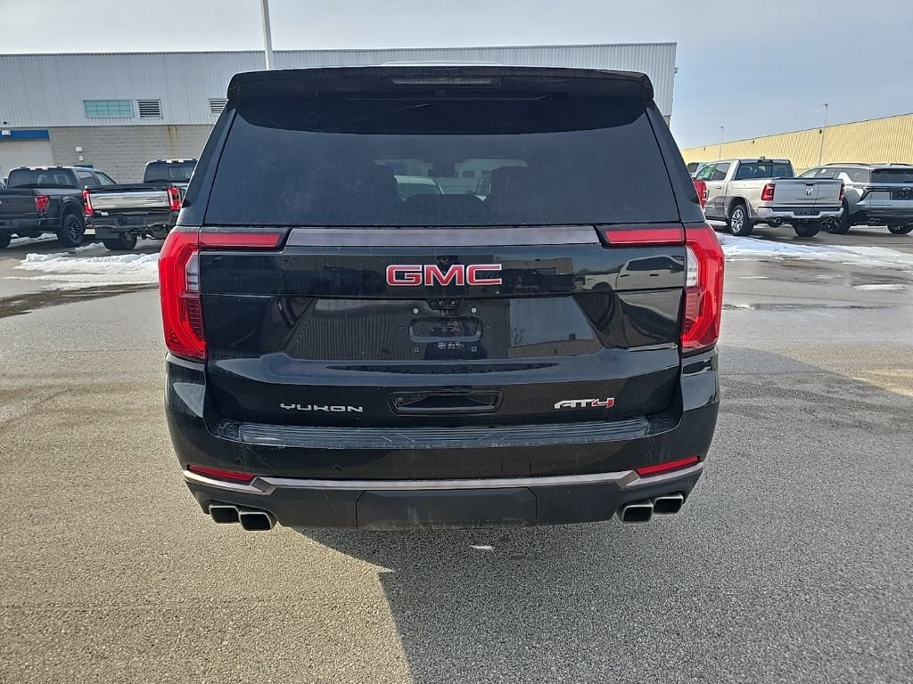 Used 2025 GMC Yukon AT4 Ultimate image 4