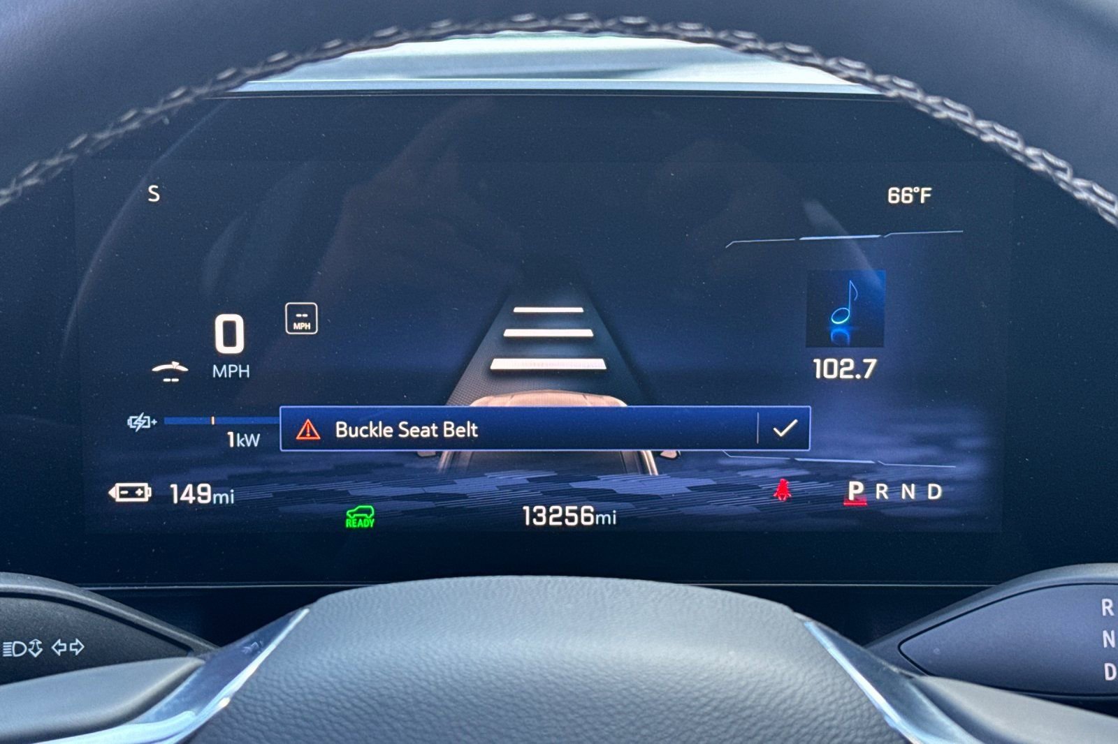 Used 2025 Chevrolet Equinox EV LT w/ Convenience Package image 37