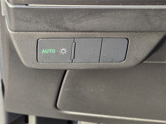 Used 2022 Audi Q4 e-tron Premium Plus image 22