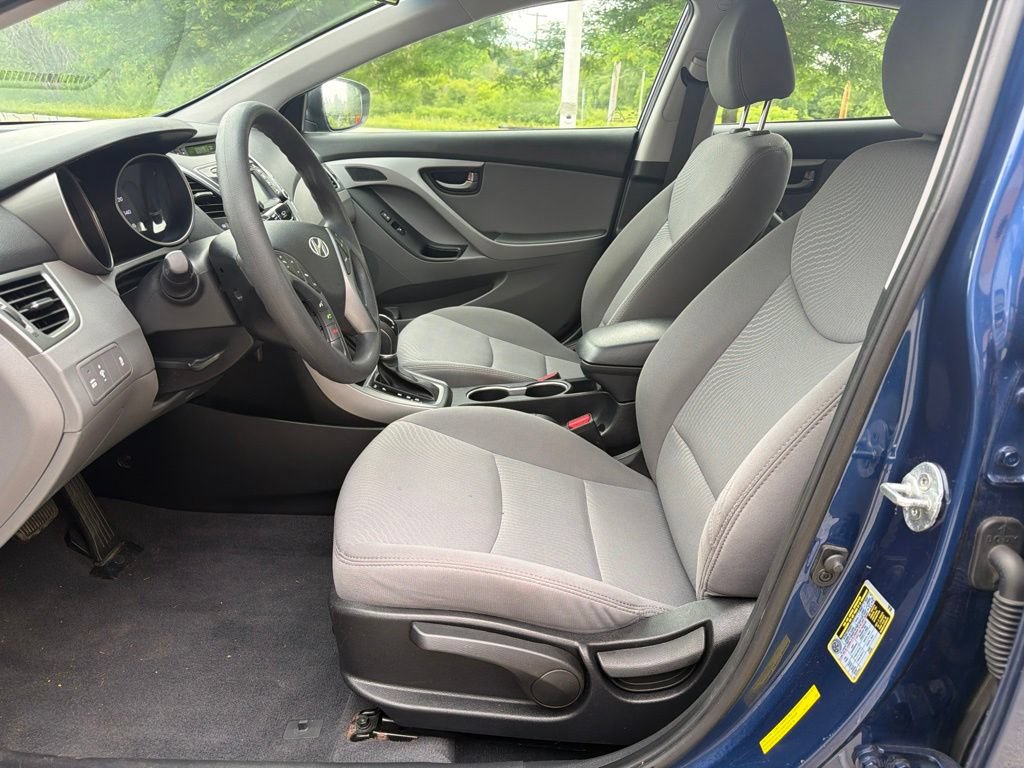 Used 2015 Hyundai Elantra SE w/ Option Group 02 FWD image 15