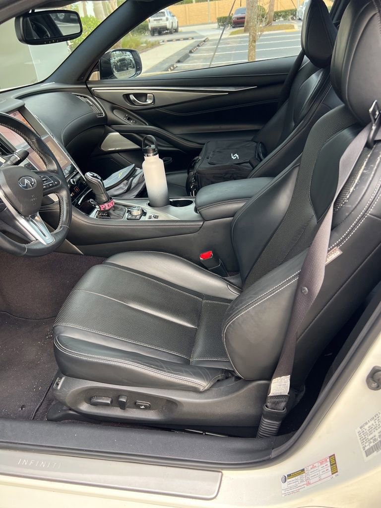 Used 2017 INFINITI Q60 w/ Premium Plus Package 3.0T image 3