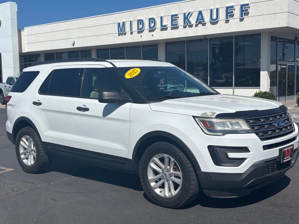 Used 2017 Ford Explorer 4WD image 1