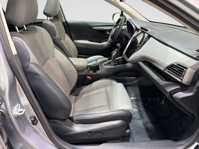Used 2025 Subaru Outback Limited XT AWD/4WD image 36