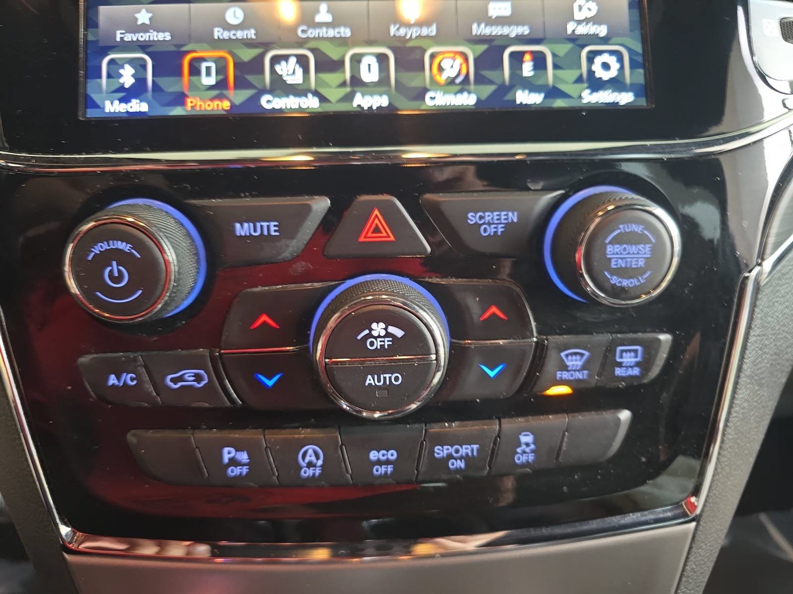 Used 2021 Jeep Grand Cherokee Limited w/ Premium Lighting Group AWD/4WD image 20