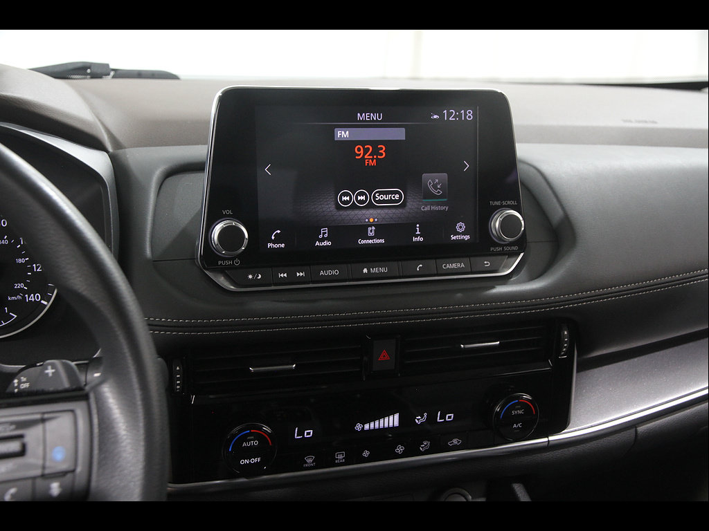 Used 2021 Nissan Rogue SV AWD/4WD image 9