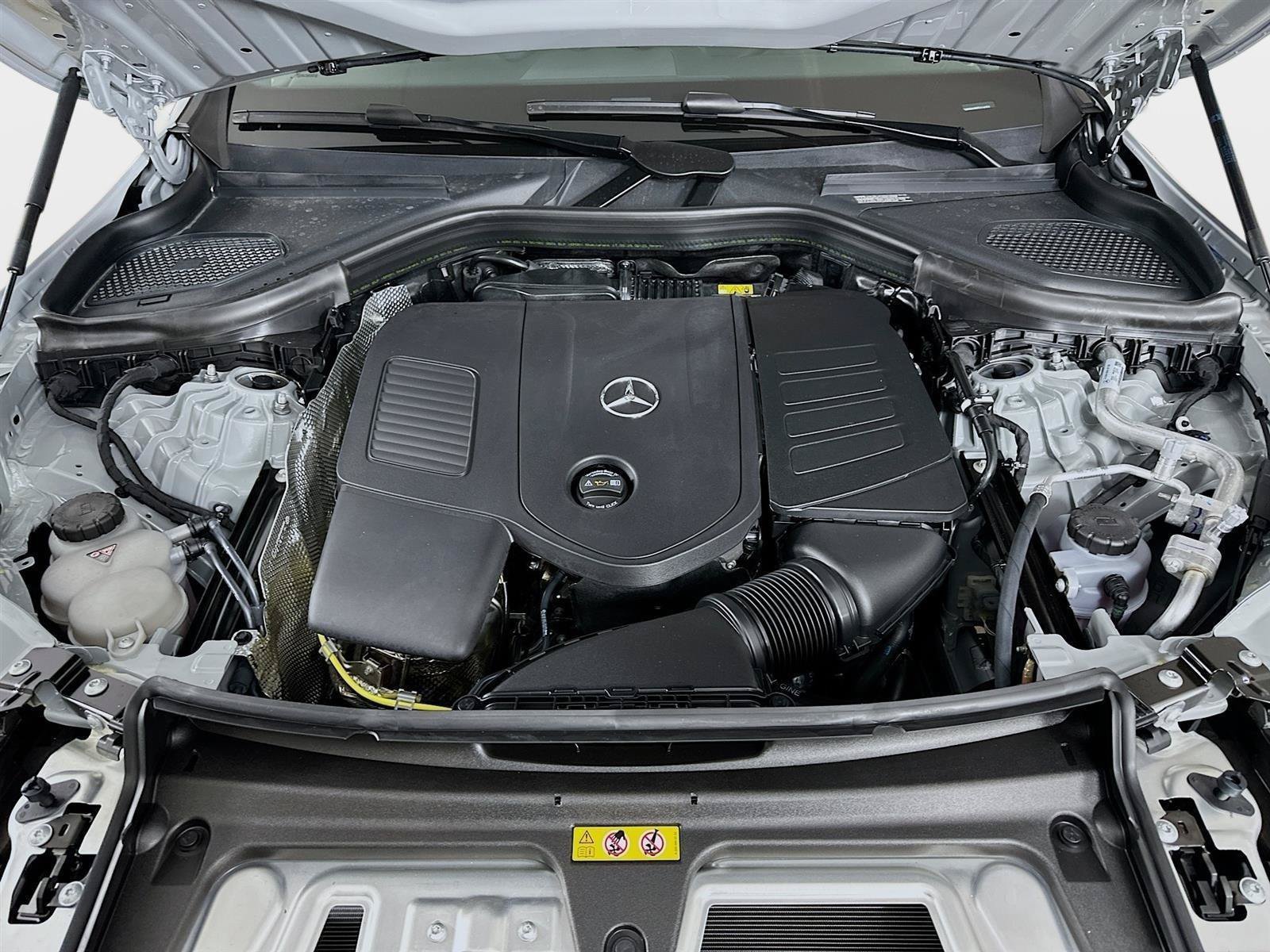 Certified 2026 Mercedes-Benz GLC 300 4MATIC image 37