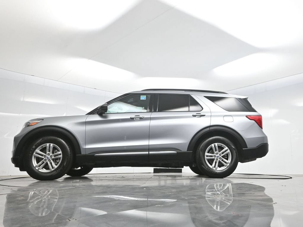 Used 2022 Ford Explorer XLT RWD image 62