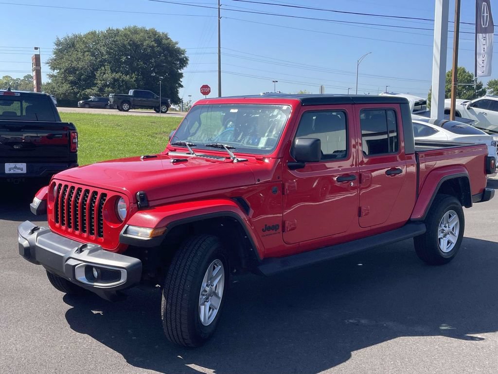 Used 2023 Jeep Gladiator Sport AWD/4WD image 7