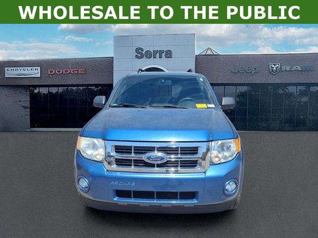 Used 2010 Ford Escape XLT FWD image 2