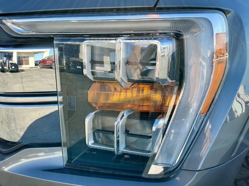 Used 2021 Ford F150 Lariat w/ Max Trailer Tow Package image 8