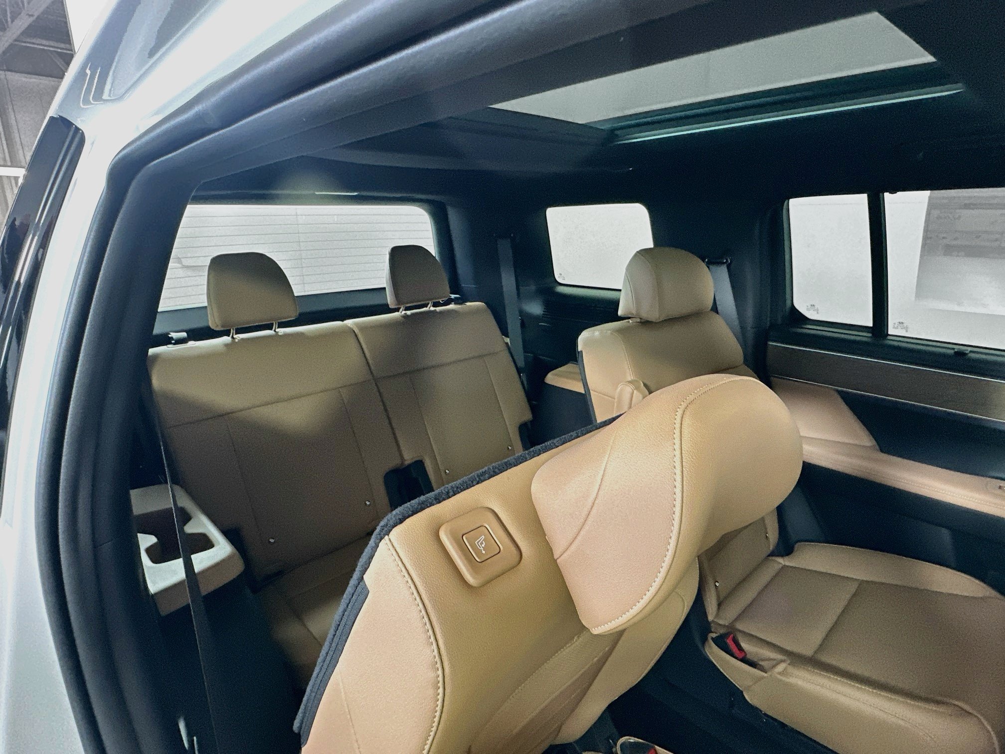 New 2027 Hyundai Santa Fe Limited AWD/4WD image 28
