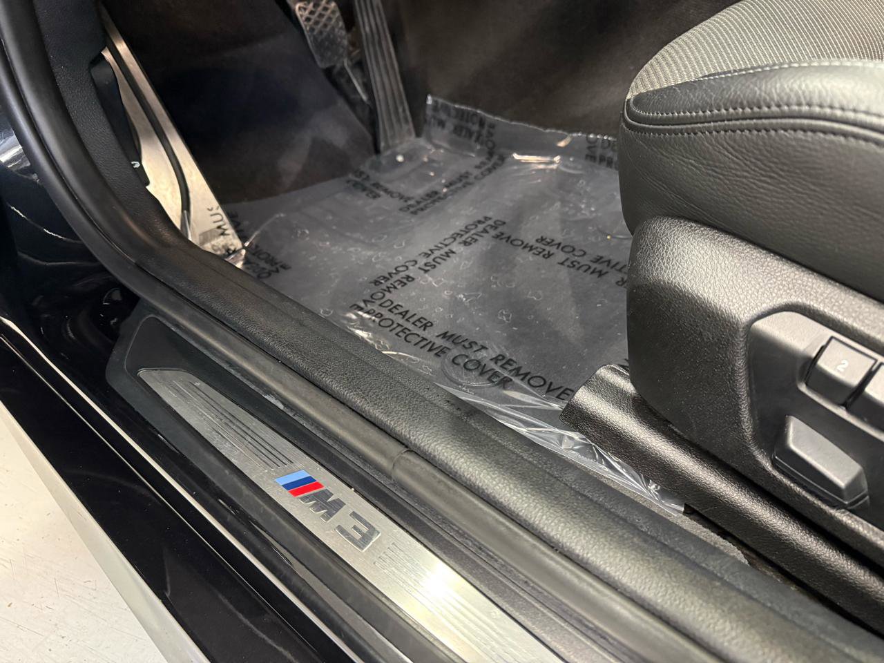 Used 2015 BMW M3 image 30