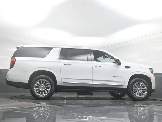 Used 2022 GMC Yukon XL SLT w/ SLT Premium Package AWD/4WD image 56