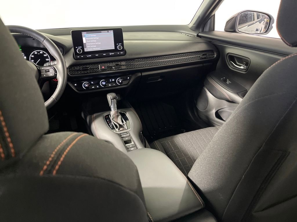 Used 2024 Honda HR-V Sport image 17