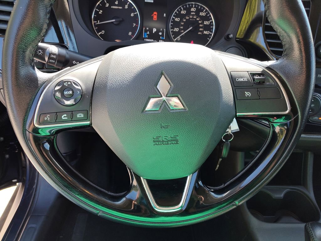 Used 2016 Mitsubishi Outlander AWD image 21