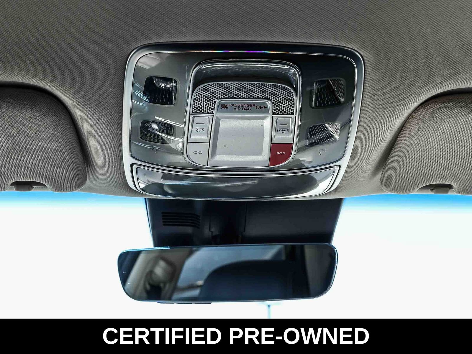 Used 2025 Genesis GV70 2.5T AWD/4WD image 17