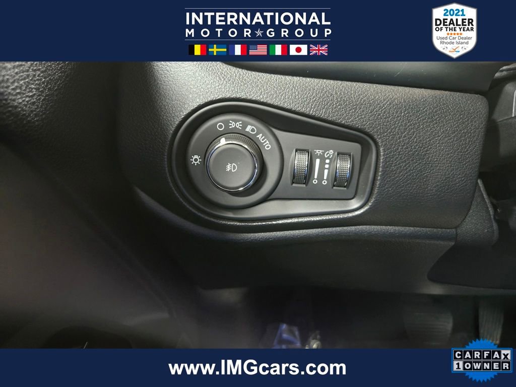 Used 2021 Jeep Renegade Limited w/ Sun & Sound Group image 15