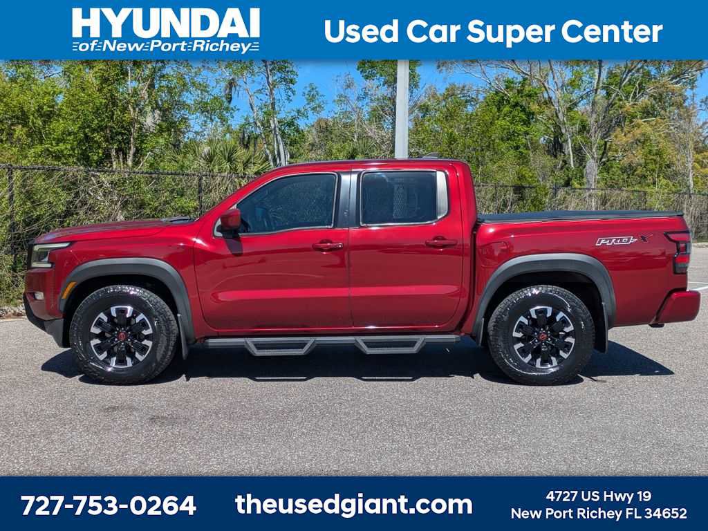 Used 2022 Nissan Frontier Pro-X w/ Technology Package image 2