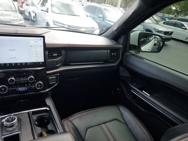 Used 2023 Ford Expedition Limited RWD image 14