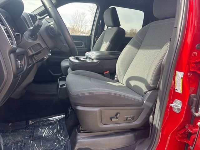 Certified 2024 RAM 2500 Big Horn w/ Night Edition AWD/4WD image 10