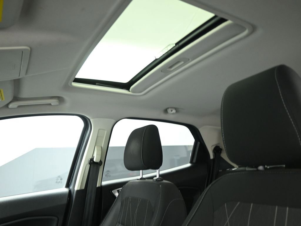 Certified 2018 Ford EcoSport SE w/ SE Convenience Package image 20