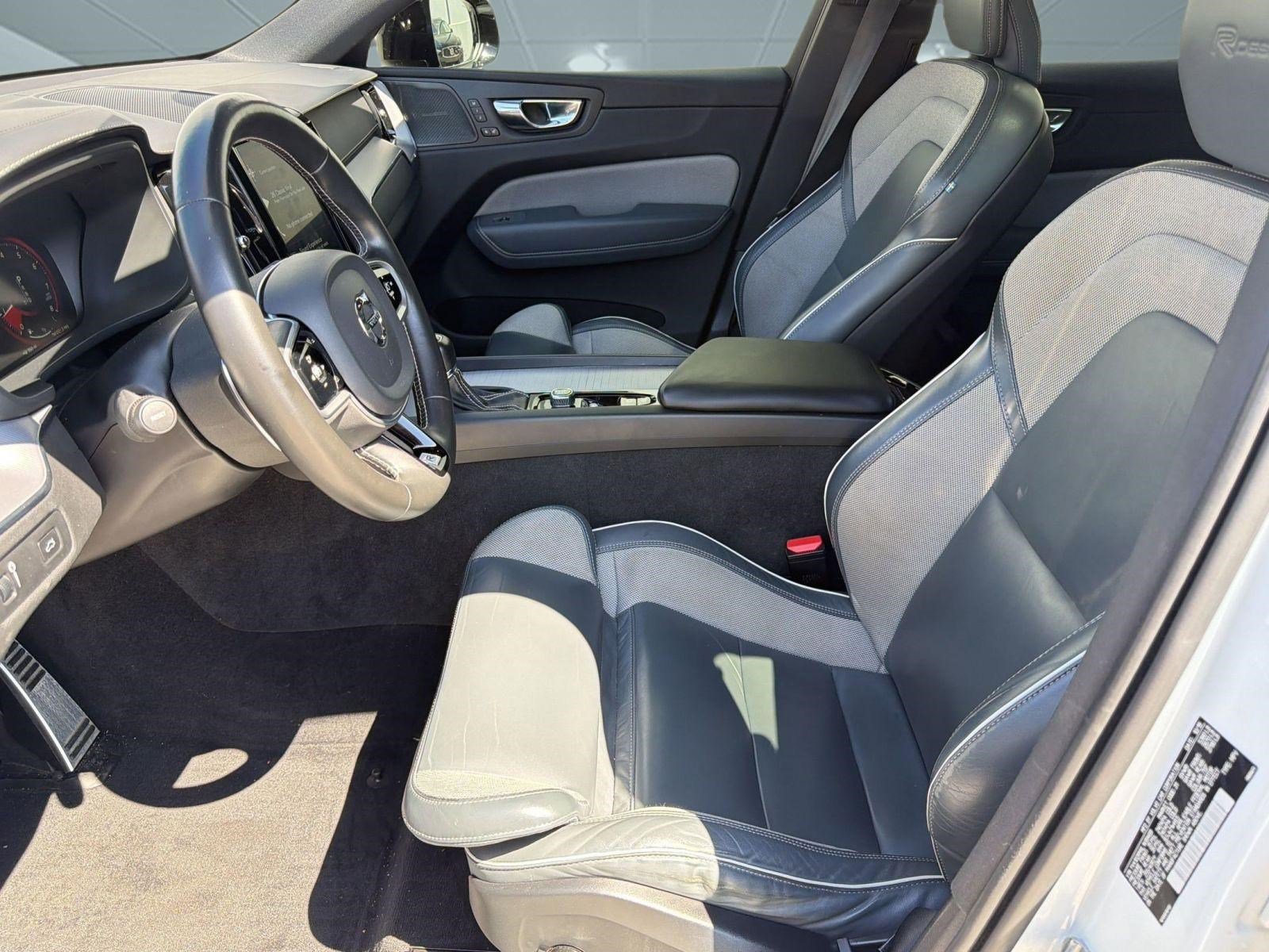 Used 2020 Volvo XC60 T5 R-Design w/ Protection Package Premier AWD/4WD image 5