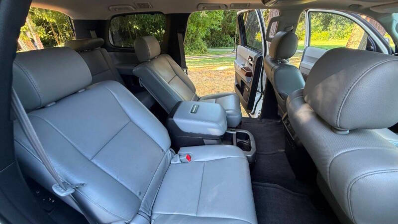 Used 2016 Toyota Sequoia Platinum AWD/4WD image 13