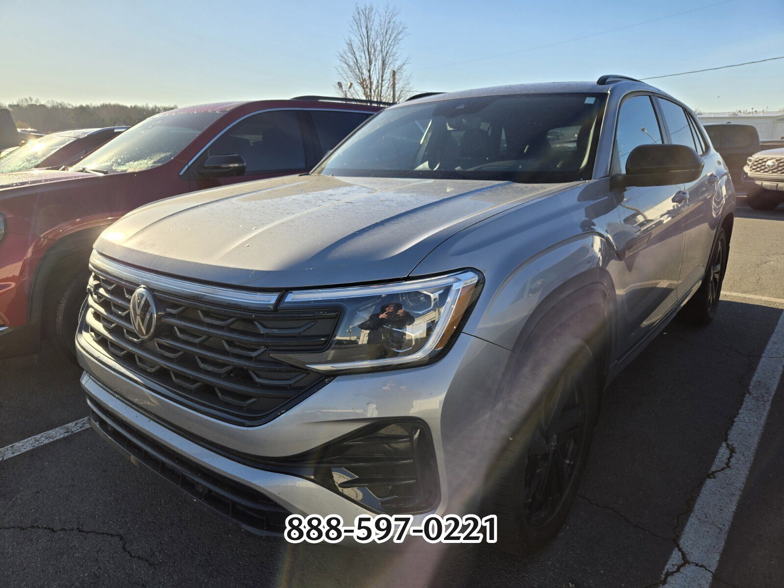 Used 2025 Volkswagen Atlas Cross Sport SEL R-Line image 11