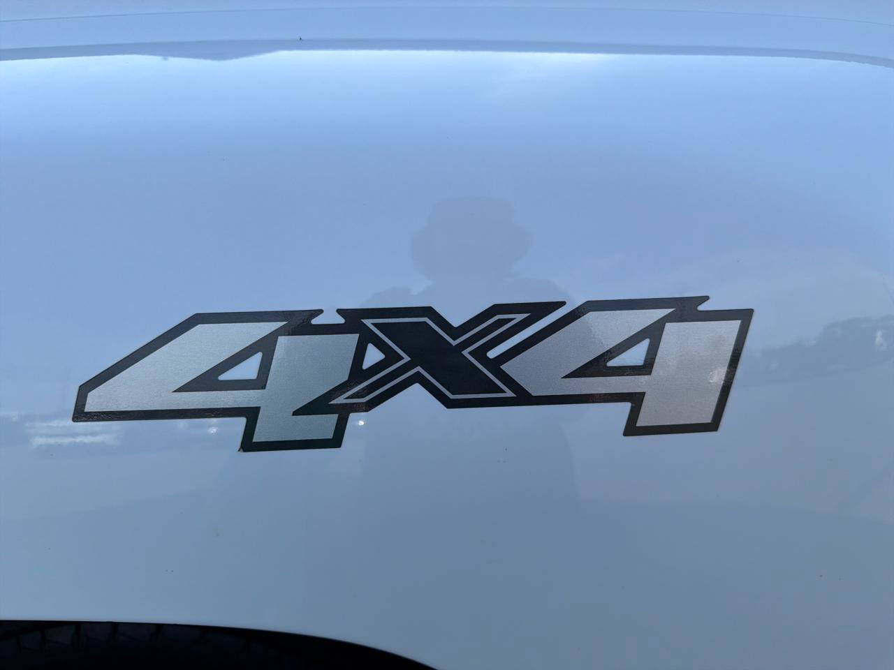 Used 2011 Chevrolet Silverado 3500 LTZ AWD/4WD image 18