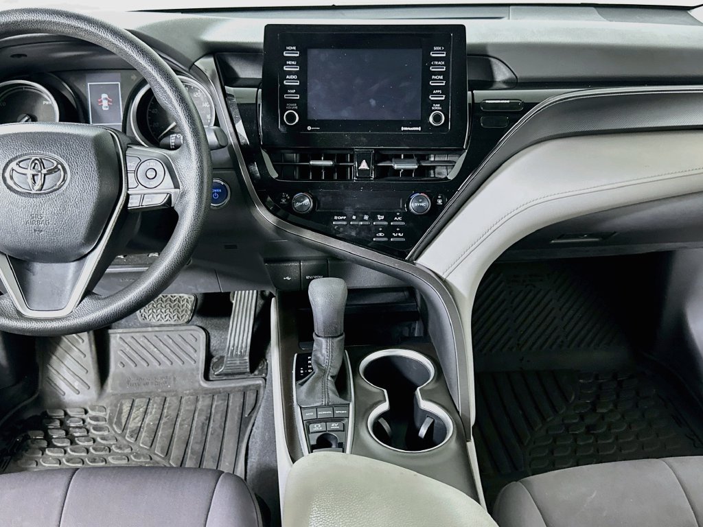 Used 2021 Toyota Camry LE FWD image 19